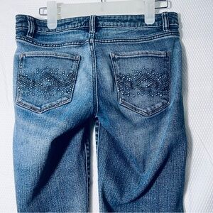 Women's Cropped/Capri Blue Embellished Jeans